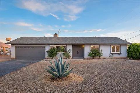 10966 Neola Rd, Apple Valley, CA 92308