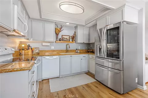 Kitchen - 1456 Chalgrove #C, Corona, CA 92882 photo 3 of 3