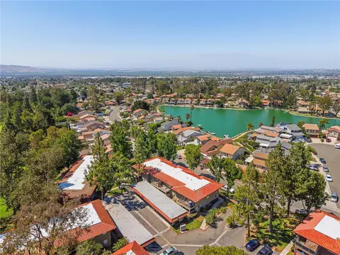View/Area - 1456 Chalgrove #C, Corona, CA 92882 photo 3 of 12