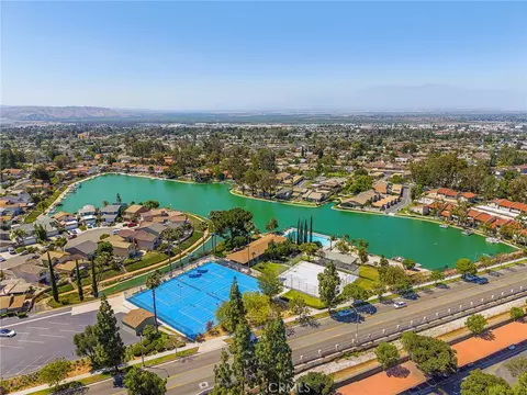 View/Area - 1456 Chalgrove #C, Corona, CA 92882 photo 5 of 12
