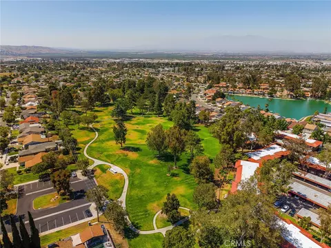 View/Area - 1456 Chalgrove #C, Corona, CA 92882 photo 10 of 12