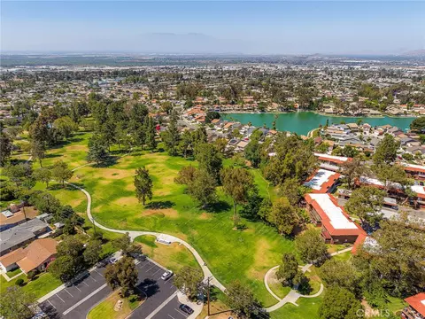 View/Area - 1456 Chalgrove #C, Corona, CA 92882 photo 11 of 12