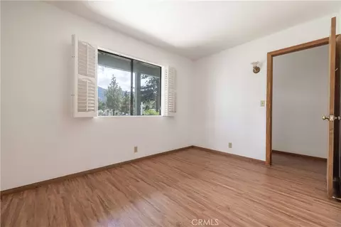 Bedroom - 2115 State Ln, Big Bear City, CA 92314 photo 2 of 6