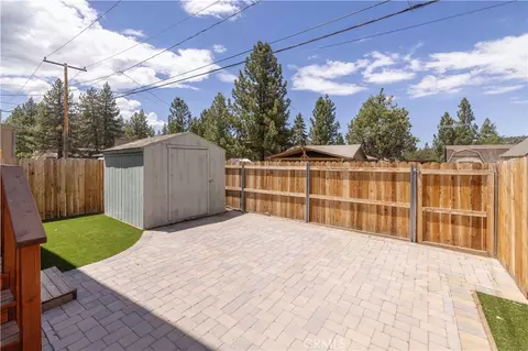 Exterior - 2115 State Ln, Big Bear City, CA 92314 photo 6 of 7