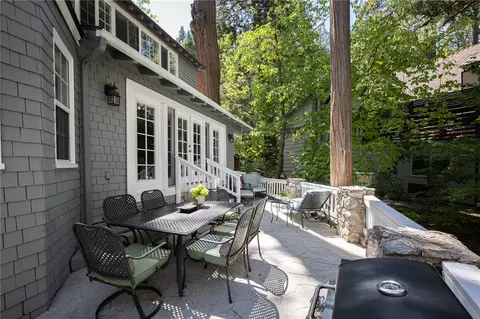 Other - 27844 Greenway Dr, Lake Arrowhead, CA 92352 photo 2 of 7