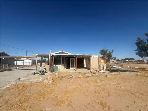 36827 Hillview Rd, Hinkley, CA 92347