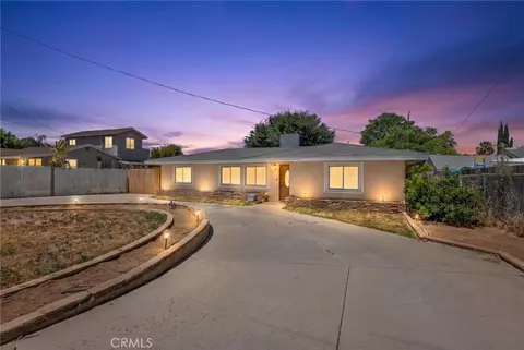 13348 5th, Yucaipa, CA 92399 photo 2