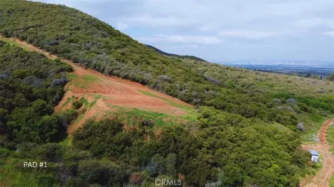 2 Plummers Ln, Mentone, CA 92359 photo 8