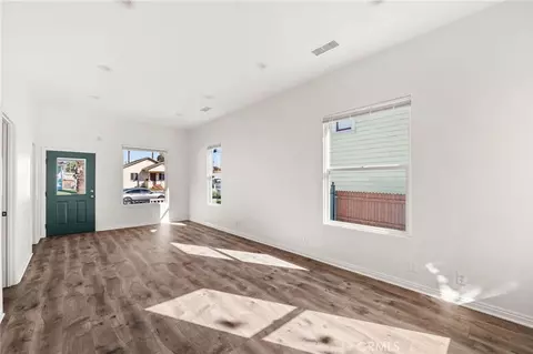 Living - 1105 Orange St, Redlands, CA 92374 photo 4 of 4