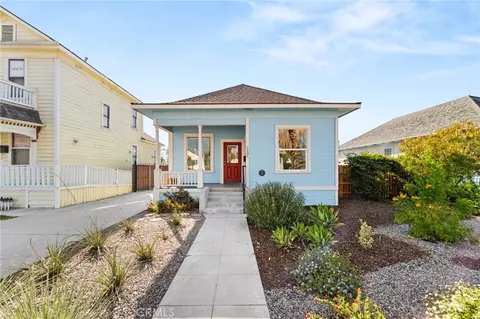 Exterior - 1105 Orange St, Redlands, CA 92374 photo 2 of 7