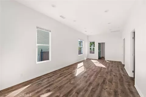 Living - 1105 Orange St, Redlands, CA 92374 photo 2 of 4