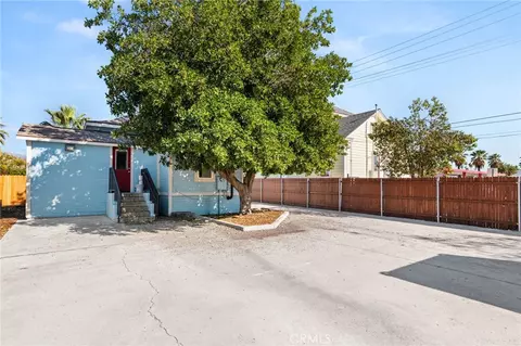 Exterior - 1105 Orange St, Redlands, CA 92374 photo 5 of 7