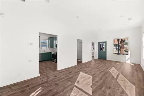 Living - 1105 Orange St, Redlands, CA 92374 photo 3 of 4