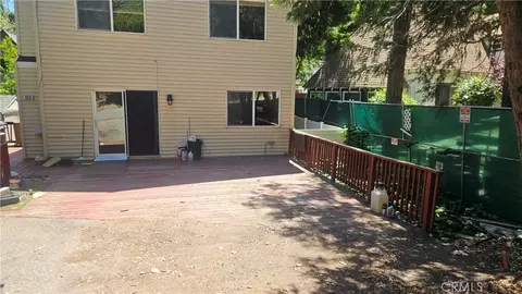 677 Rocky, Crestline, CA 92325