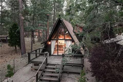 42645 La Cerena Ave, Big Bear Lake, CA 92315