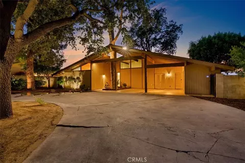 Exterior - 5813 Old Rnch, Riverside, CA 92504 photo 16 of 26