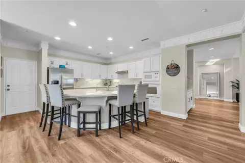 Kitchen - 11499 Bridgeway, Riverside, CA 92505 photo 5 of 6