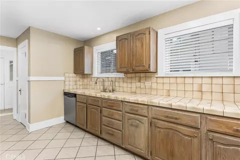 Other - 618 Cypress Cir, Redlands, CA 92373 photo 3 of 6