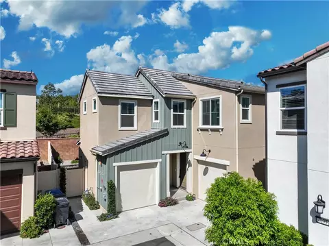 4089 Spring Haven Ln, Corona, CA 92883
