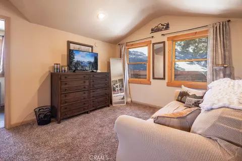 Bedroom - 643 Cedar Gln, Big Bear City, CA 92314 photo 10 of 13