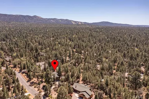 View/Area - 643 Cedar Gln, Big Bear City, CA 92314 photo 2 of 3