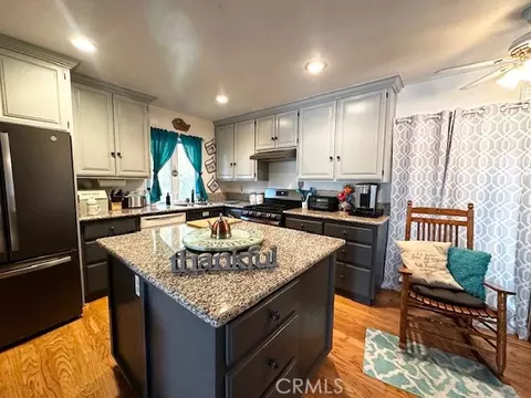Kitchen - 39347 Prospect, Forest Falls, CA 92339 photo 1 of 1