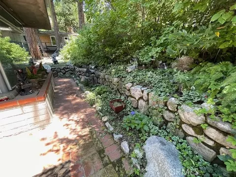 Exterior - 39347 Prospect, Forest Falls, CA 92339 photo 11 of 15