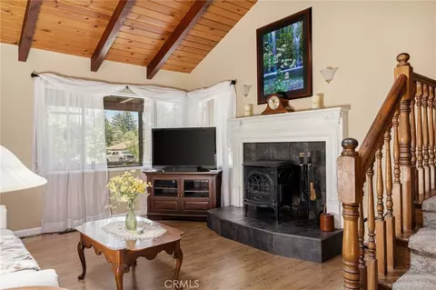 Living - 31071 Mountain Oak, Running Springs, CA 92382 photo 2 of 2
