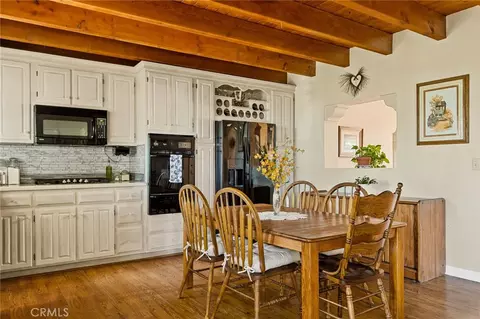 Kitchen - 31071 Mountain Oak, Running Springs, CA 92382 photo 2 of 4