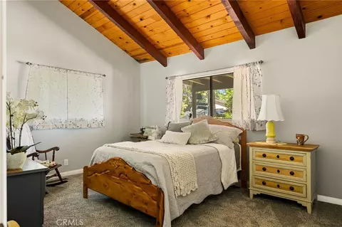 Bedroom - 31071 Mountain Oak, Running Springs, CA 92382 photo 1 of 8