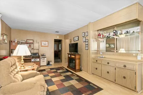 10495 Frontier, Cherry Valley, CA 92223 photo 6
