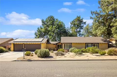 9447 Stirrup St, Jurupa Valley, CA 92509