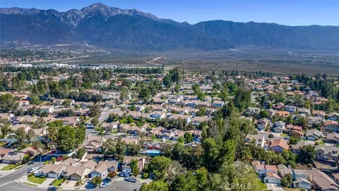 View/Area - 11606 Mount Baldwin Ct, Rancho Cucamonga, CA 91737 photo 4 of 14