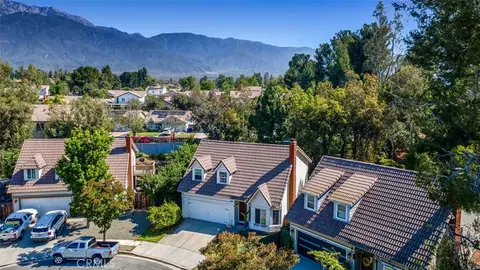 View/Area - 11606 Mount Baldwin Ct, Rancho Cucamonga, CA 91737 photo 2 of 14