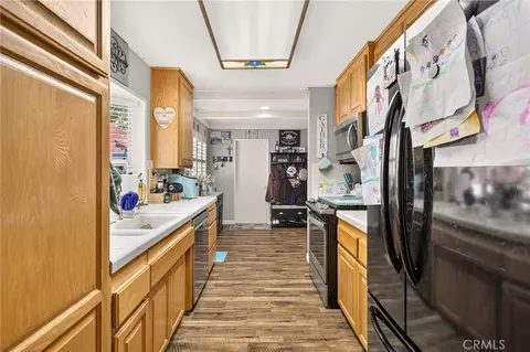 Kitchen - 2322 Denair Ave, Highland, CA 92346 photo 2 of 2
