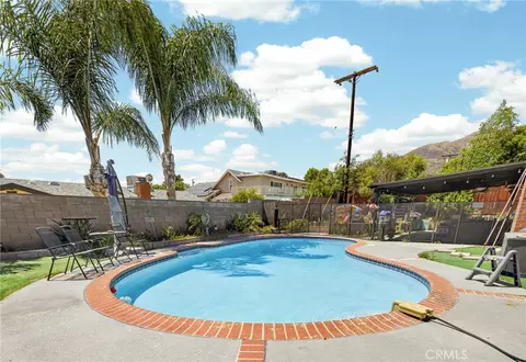 Exterior - 2322 Denair Ave, Highland, CA 92346 photo 8 of 10
