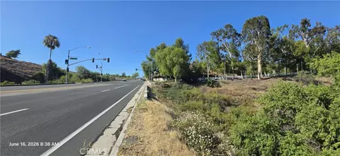 17401 La Sierra, Riverside, CA 92503