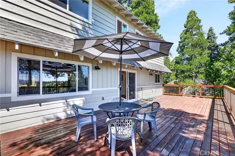 Exterior - 532 Old Toll, Lake Arrowhead, CA 92352 photo 4 of 8
