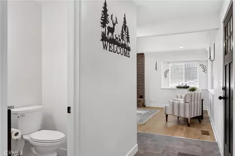 Entry Way - 532 Old Toll, Lake Arrowhead, CA 92352 photo 2 of 6
