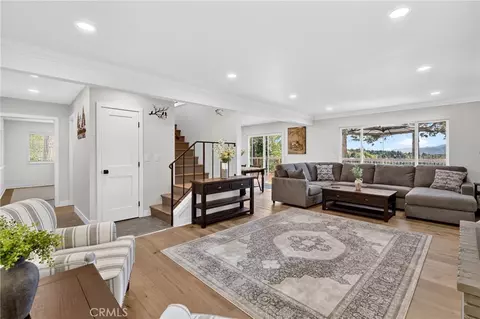 Living - 532 Old Toll, Lake Arrowhead, CA 92352 photo 4 of 6