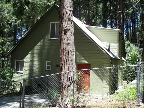 1101 Big Tree, Crestline, CA 92325