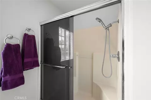 Bath - 4126 Eileen St, Riverside, CA 92504 photo 1 of 4