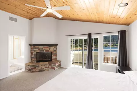Bedroom - 735 Tayles Point Rd, Big Bear Lake, CA 92315 photo 1 of 7