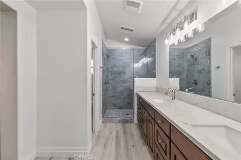 Bath - 6860 Stone Pine Ct, Chino, CA 91710 photo 3 of 4