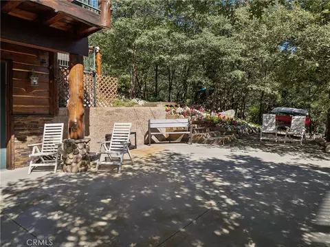 Exterior - 830 Zurich Dr, Lake Arrowhead, CA 92352 photo 18 of 21
