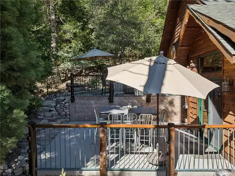 Exterior - 830 Zurich Dr, Lake Arrowhead, CA 92352 photo 13 of 21