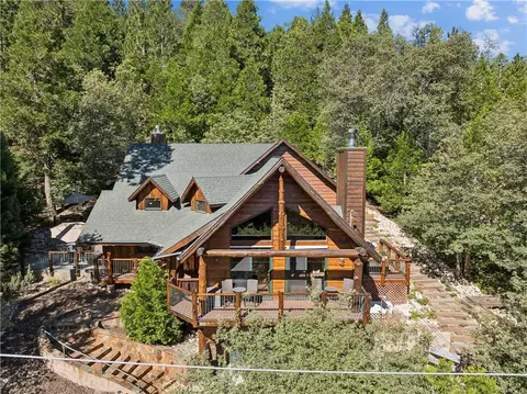 Exterior - 830 Zurich Dr, Lake Arrowhead, CA 92352 photo 3 of 21