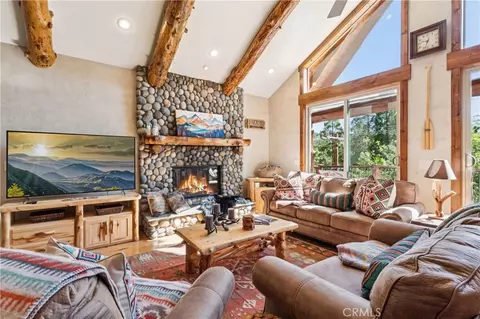 Living - 830 Zurich Dr, Lake Arrowhead, CA 92352 photo 3 of 3
