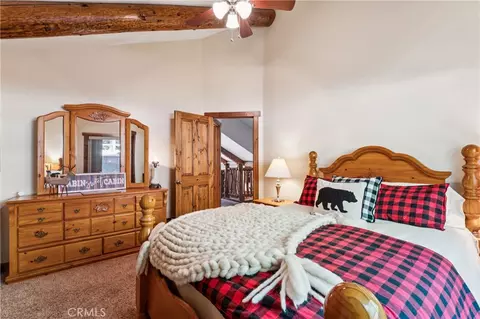 Bedroom - 830 Zurich Dr, Lake Arrowhead, CA 92352 photo 5 of 6