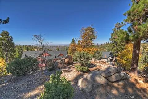 Exterior - 26077 Walnut Hls, Lake Arrowhead, CA 92352 photo 11 of 16